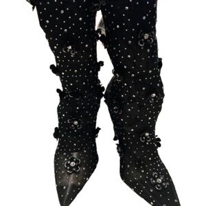 Azalea Wang Elegant Black Heeled Boots with Floral Accents
